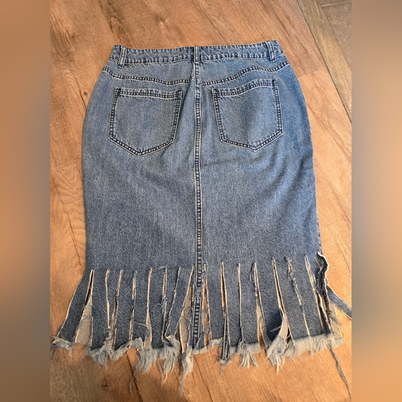 Skirt by indigo thread co., Size 12 Nwt - Picture 5 of 5